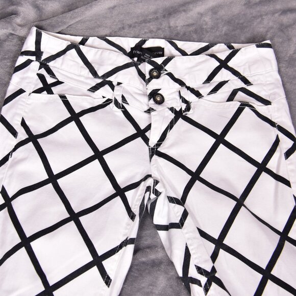 Friends Forever Women's Knee Pants Black & White Size 3 - Picture 8 of 8